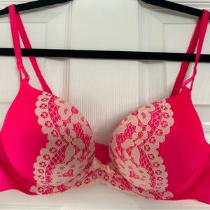 Victoria’s Secret Miraculous Plunge - 34A